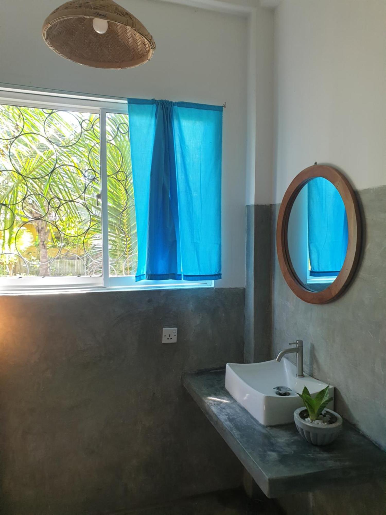Julianu Hotel Tangalle Luaran gambar